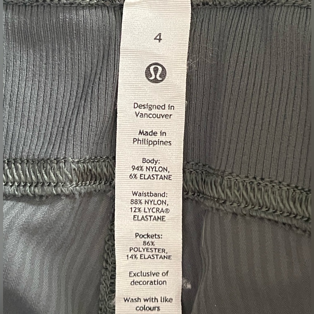 Lululemon Dance Studio Mid-Rise Jogger *Full Length
Dark Forest size 4 - Picture 10 of 13